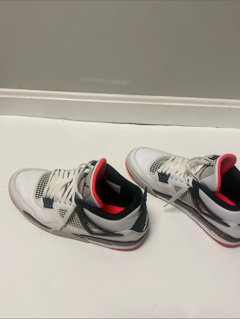 White and orange Jordan 4 like new (taking best offer)